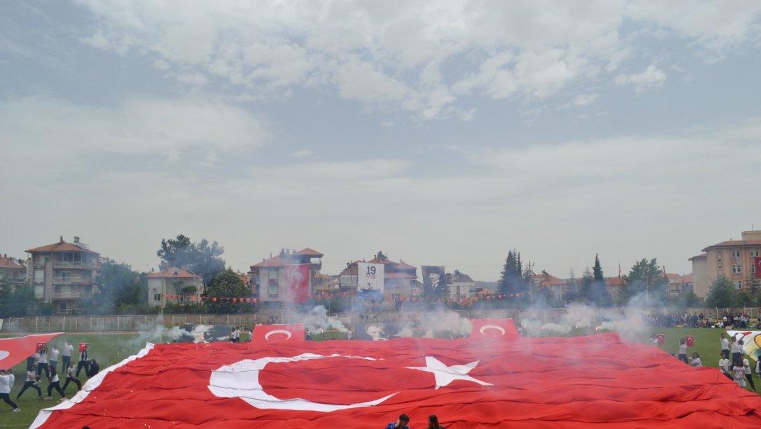 19 Mayıs Atatürk'ü Anma, Gençlik ve Spor Bayramı Coşkuyla Kutlandı...