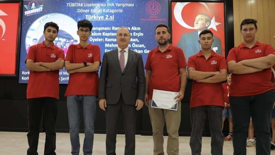 TEKNOFEST Derecesine İl Milli Eğitim Müdürümüzden Ödül